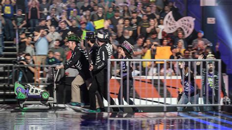 gofilm battlebots|What to Expect at a Live Filming of BattleBots.